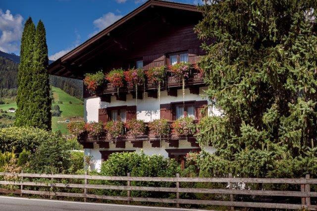 Gaestehaus Kastenhof Sankt Johann im Pongau Εξωτερικό φωτογραφία
